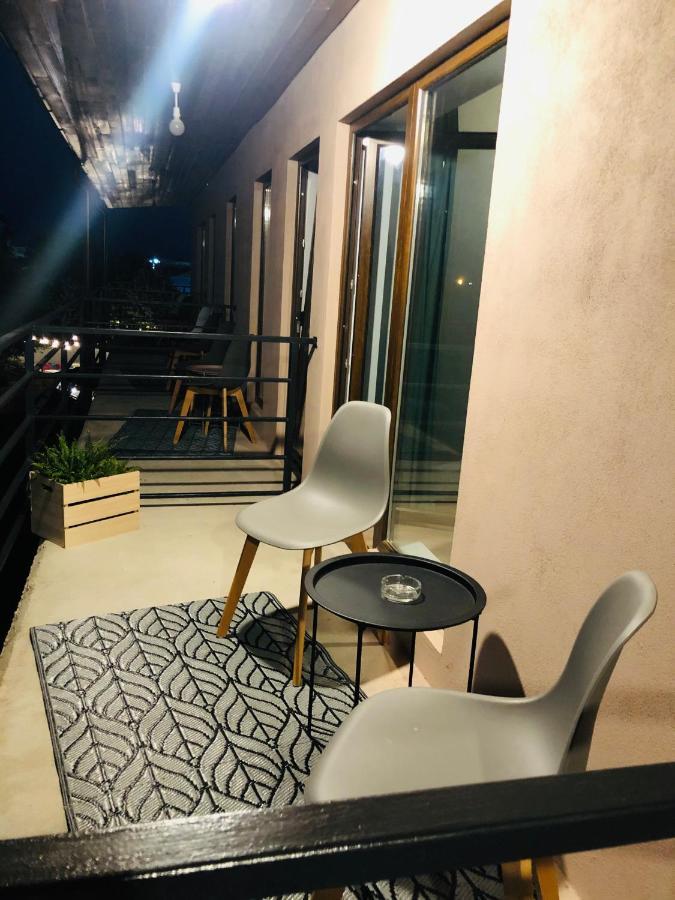 Casa Maranta Hotel Костинещи Екстериор снимка