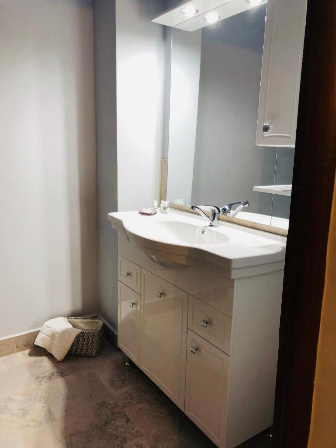 Casa Maranta Hotel Костинещи Екстериор снимка