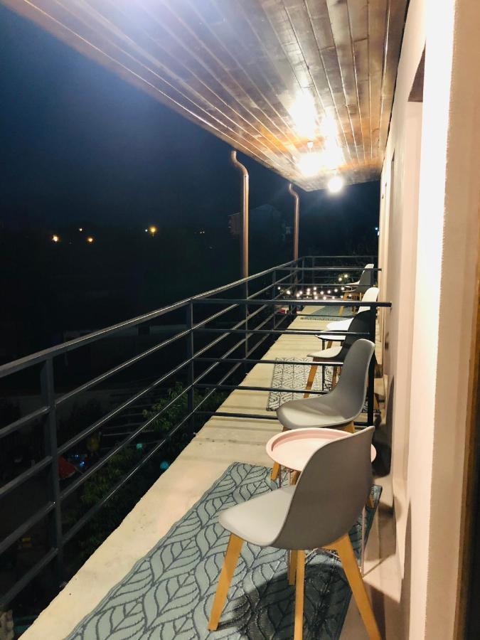 Casa Maranta Hotel Костинещи Екстериор снимка